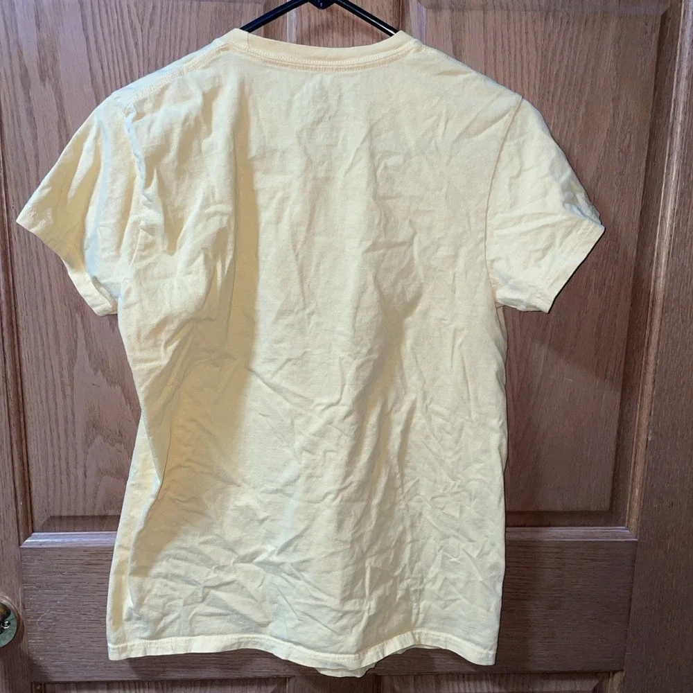 Disney Parks Walt Disney World Retro Rainbow Logo Mickey Yellow Cotton T-Shirt M